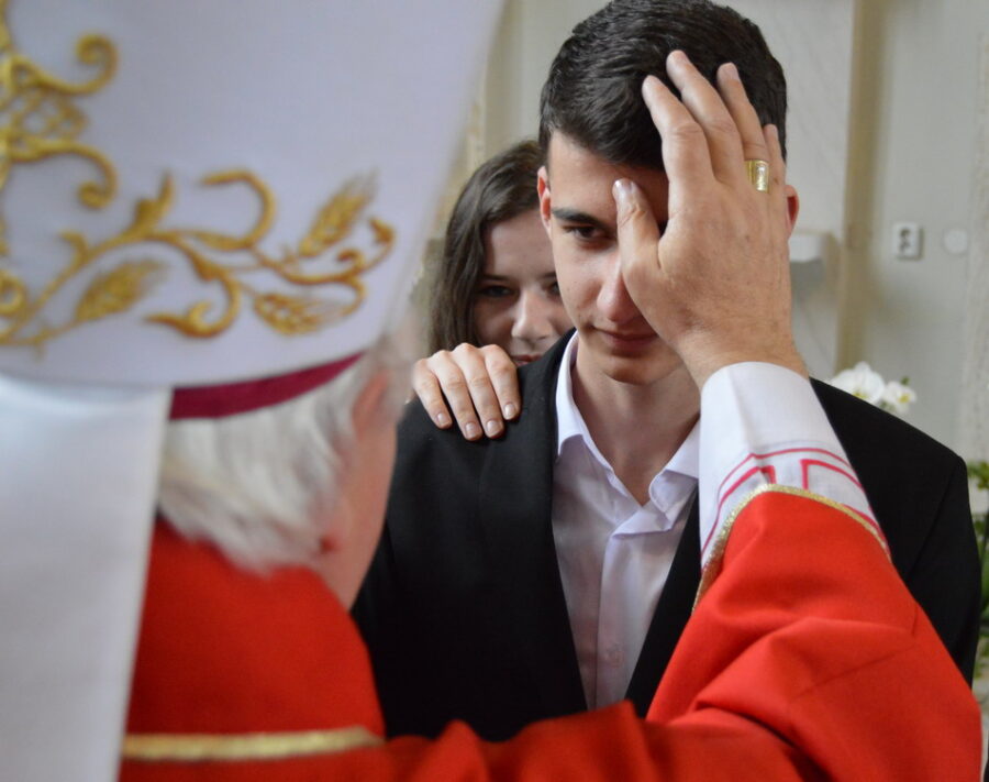 Domov Sviatosť birmovania